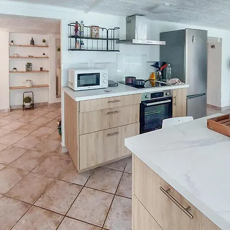 Apartment Cozy In With Kitchen Toulon